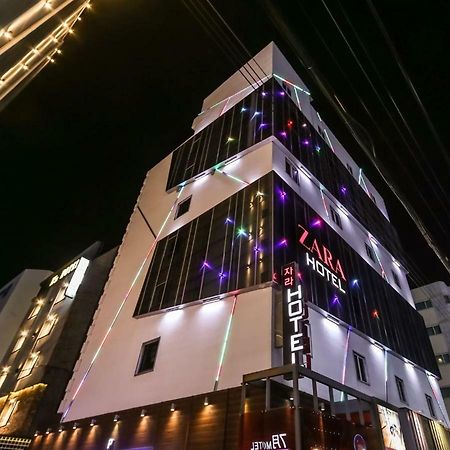 צ'אנגוון Hotel Zara מראה חיצוני תמונה