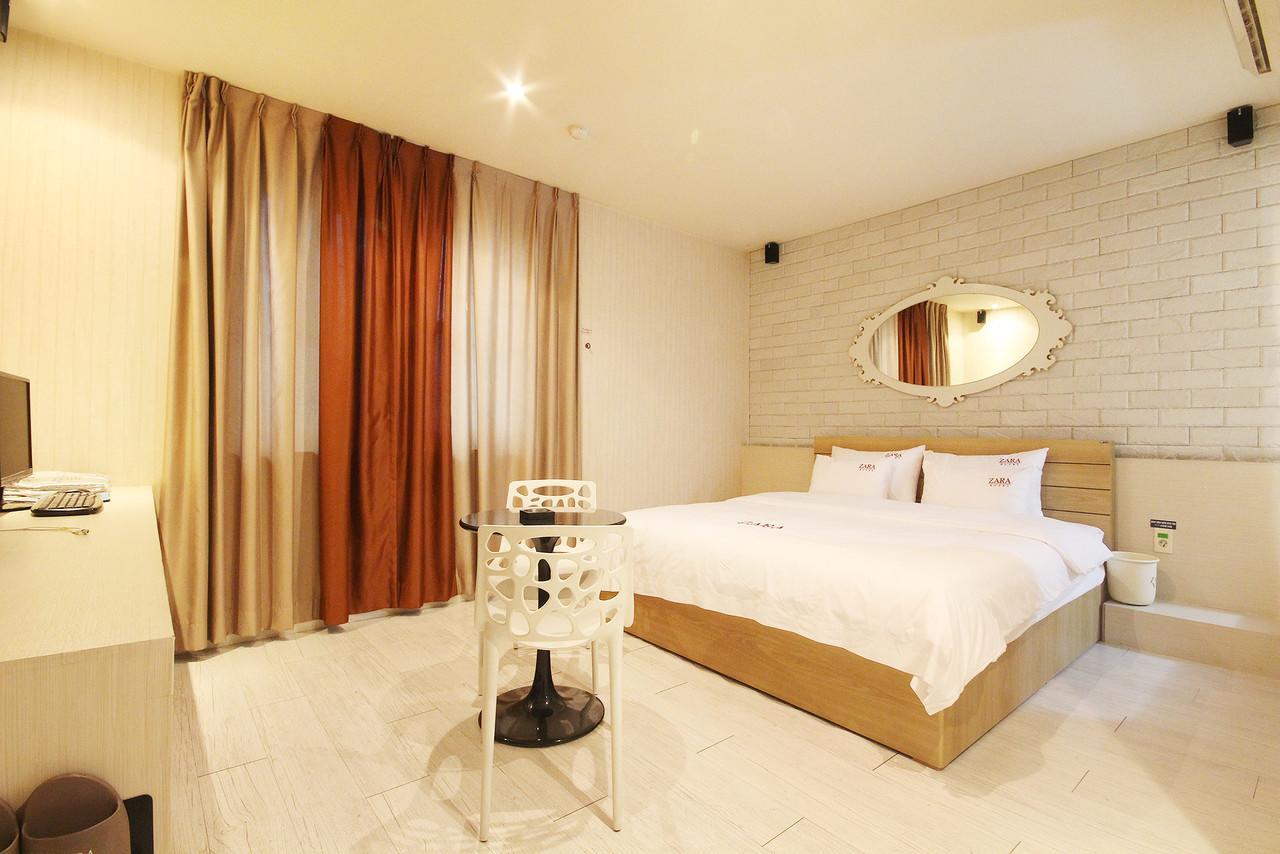 צ'אנגוון Hotel Zara מראה חיצוני תמונה