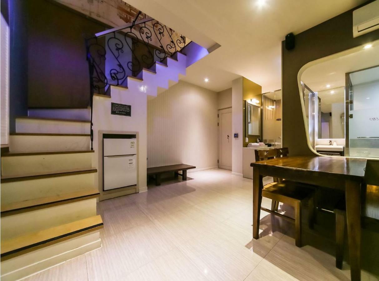 צ'אנגוון Hotel Zara מראה חיצוני תמונה